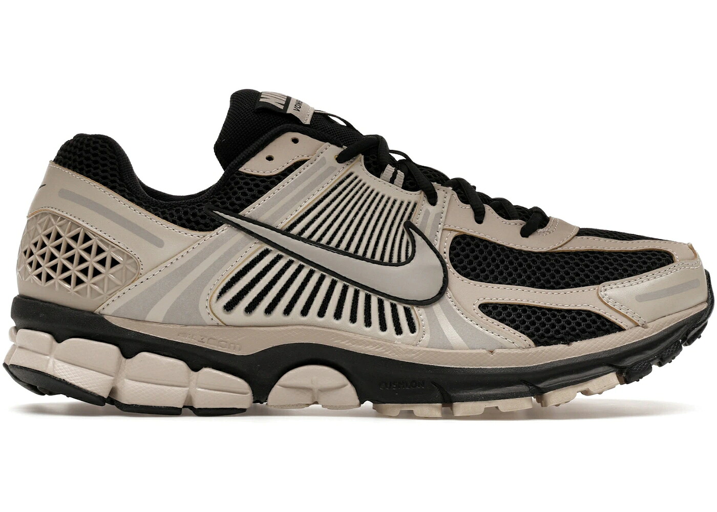 ナイキ 望遠レンズ 黒いこと 黒いこと 皮膚軟化剤 スニーカー メンズ NIKE ZOOM VOMERO 5 BLACK CREAM / BLACK CREAM II CREAM II