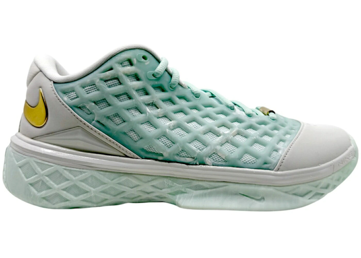 ナイキ コービー 労働者階級トロ ゴールド スニーカー メンズ NIKE KOBE 3 LOW PROTRO CHBL / SAIL METALLIC GOLD IGLOO