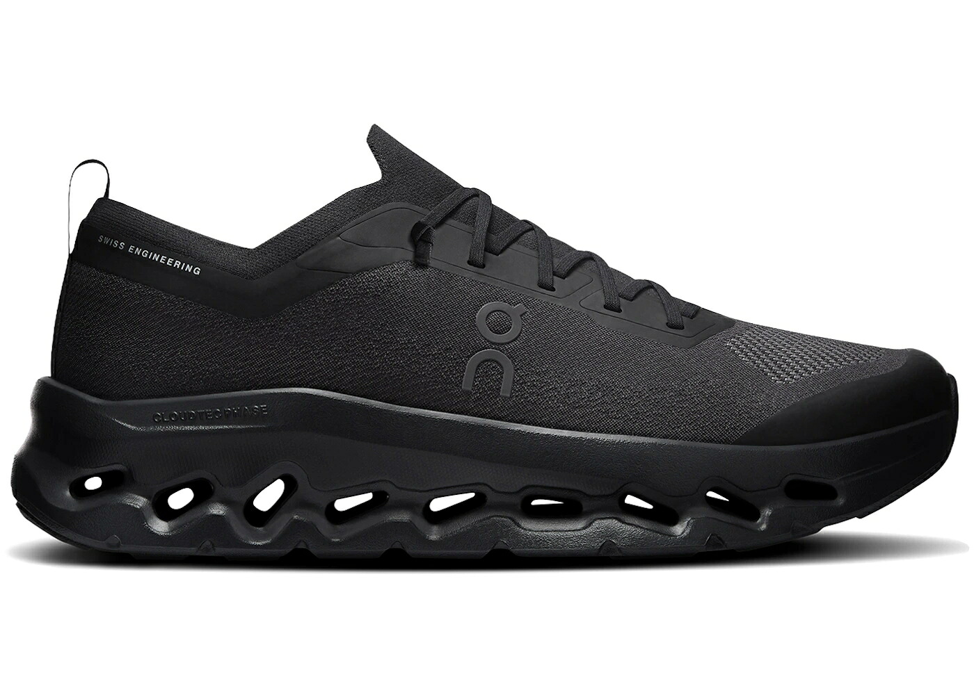 オン 黒色 ブラック スニーカー メンズ ON RUNNING CLOUDTILT MOON ZENDAYA BLACK / BLACK BLACK|スニケス