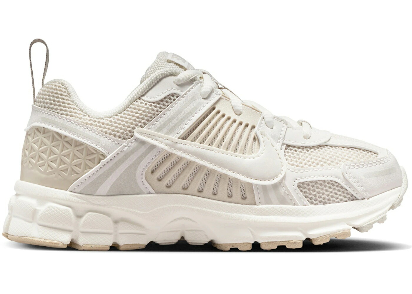 ナイキ クリーム ジュニア キッズ NIKE VOMERO 5 PHANTOM CREAM (PS) / PHANTOM CREAM II SAIL LIGHT BONE ベビー マタニティ スニーカー｜スニケス