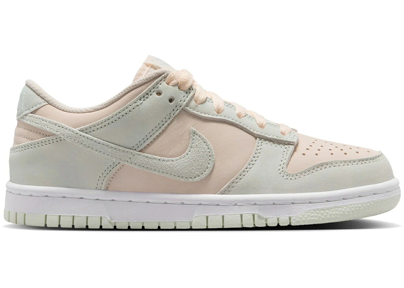 ナイキ ダンク スエード スウェード 緑 グリーン 白色 ホワイト ダンクロー ジュニア キッズ NIKE DUNK LOW SUEDE CHALK BARELY GREEN (GS) / CHALK WHITE BARELY GREEN ベビー マタニティ スニーカー｜スニケス