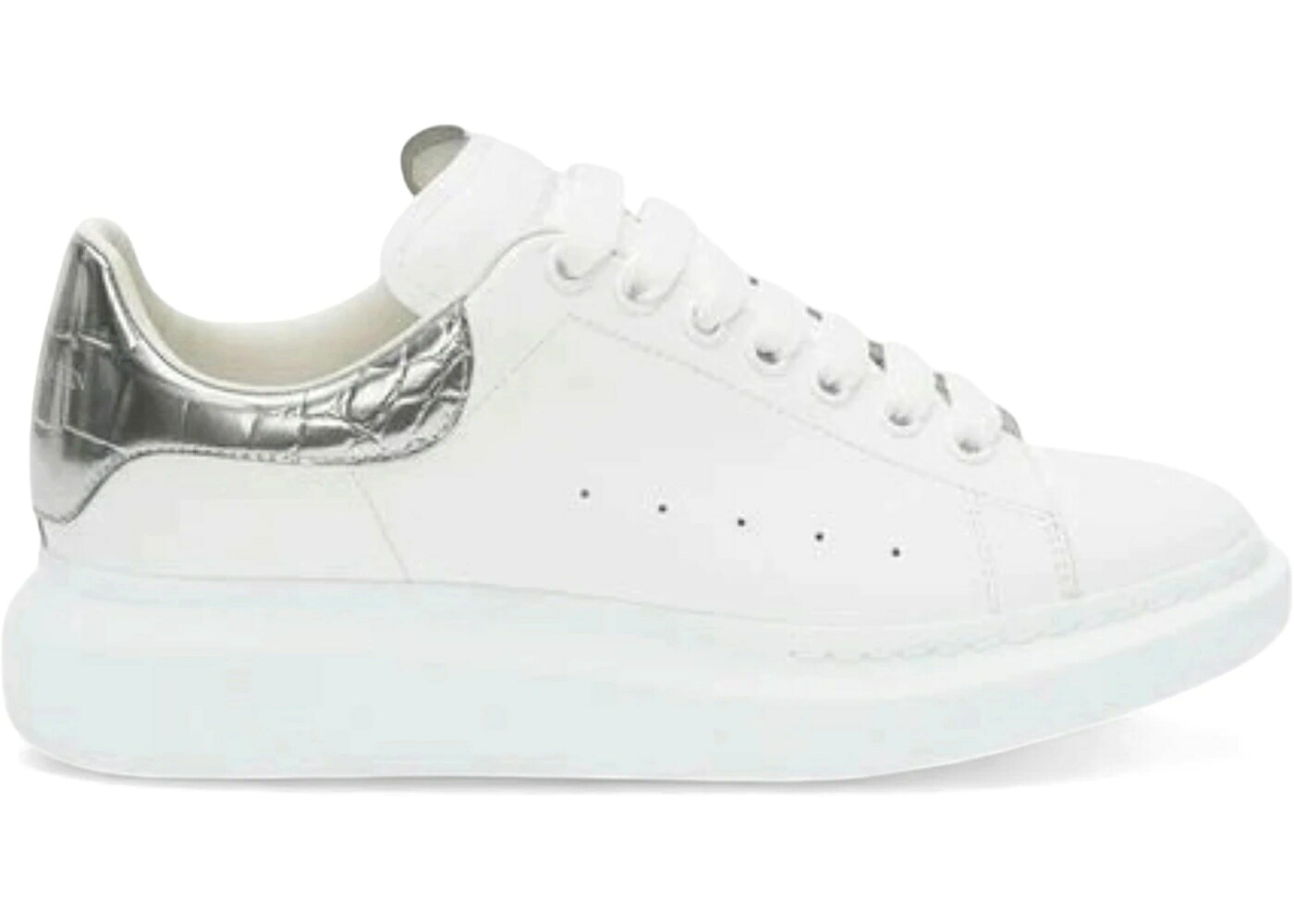 アレキサンダーマックイーン 白色 ホワイト 銀色 シルバー クロコダイル ジュニア キッズ ALEXANDER MCQUEEN ALEXANDER MCQUEEN OVERSIZED WHITE SILVER CROCODILE (KIDS) / WHITE SILVER ベビー マタニティ スニ｜スニケス