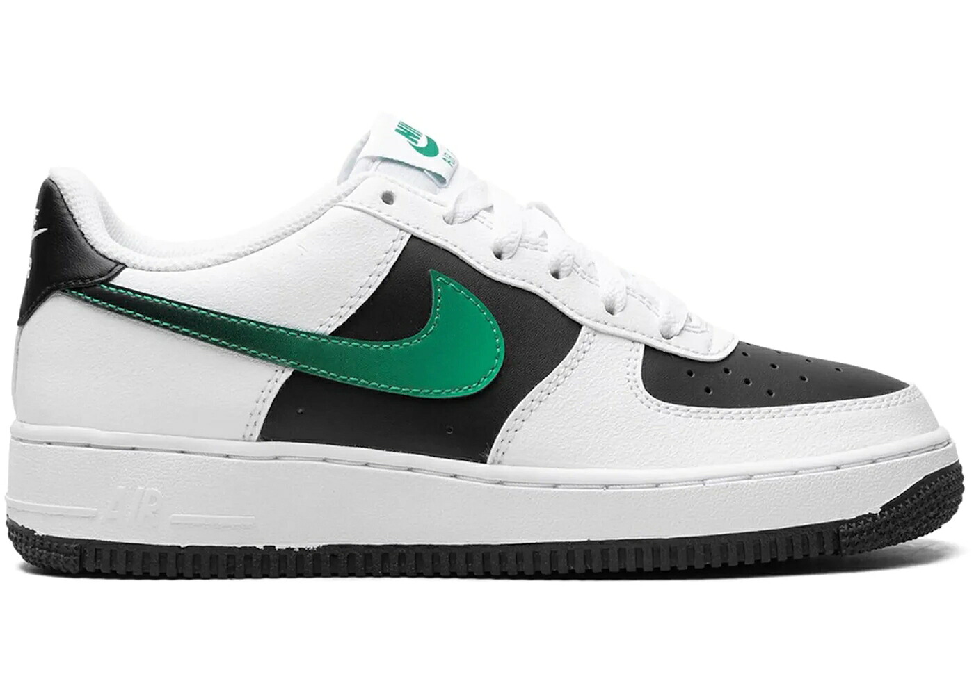 ナイキ 白色 ホワイト 黒色 ブラック スタジアム エアフォース ジュニア キッズ NIKE AIR FORCE 1 LOW LV8 2 WHITE BLACK MALACHITE (GS) / WHITE BLACK MALACHITE STADIUM ベビー マタニティ スニーカー|スニケス