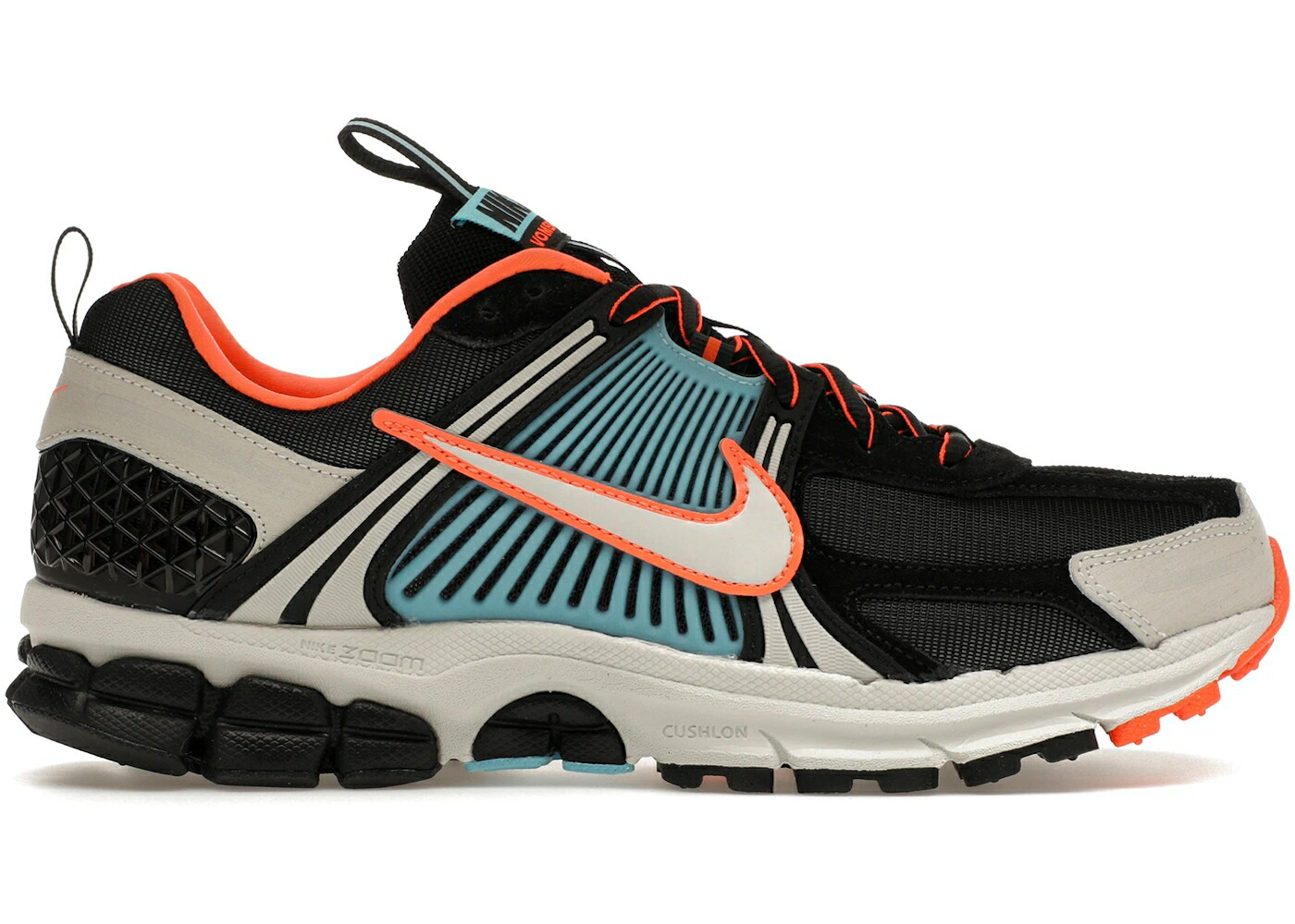 ナイキ 望遠レンズ 青味 青み 橙 オレンジ色 WOMEN\u0027S スニーカー レディース NIKE ZOOM VOMERO 5 BLUE GLAZE TOTAL ORANGE (WOMEN\u0027S) / LIGHT BONE BLUE GAZE TOTAL