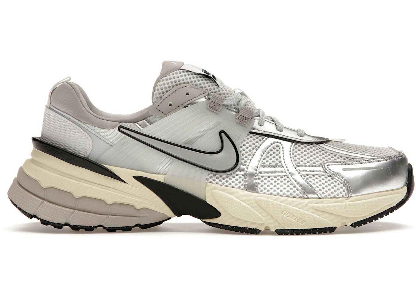 ナイキ 幽客 白いこと 白いこと しろがね色 しろがね色 WOMEN\u0027S スニーカー レディース NIKE V2K RUN SUMMIT WHITE METALLIC SILVER (WOMEN\u0027S) / SUMMIT WHITE METALLIC SILVER