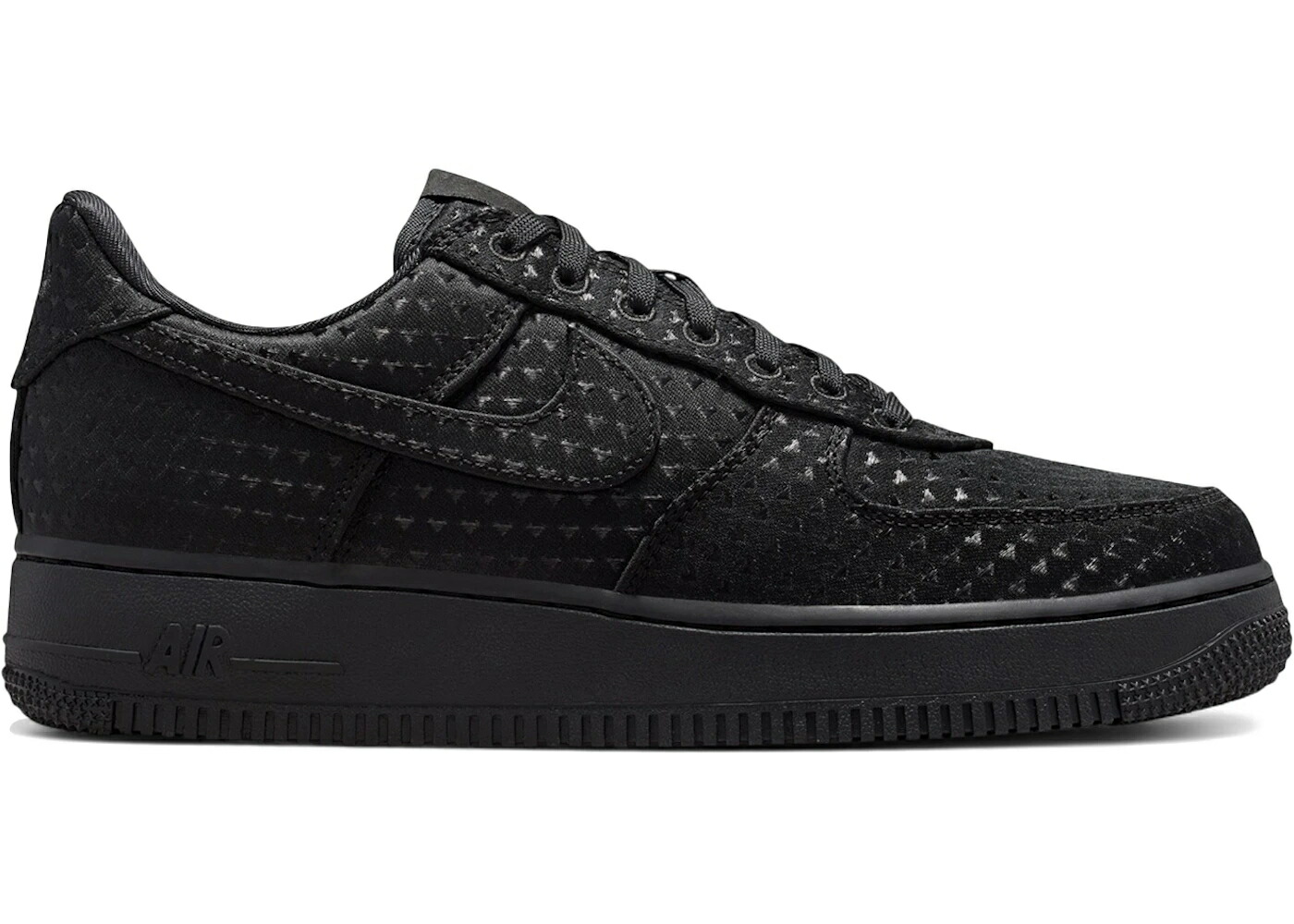 ナイキ 黒いこと 黒いこと 赤 赤いこと 空軍 VALENTINE\u0027S WOMEN\u0027S スニーカー レディース NIKE AIR FORCE 1 LOW DAY TRIPLE BLACK (2026) (WOMEN\u0027S) / BLACK BLACK UNIVERSITY RED