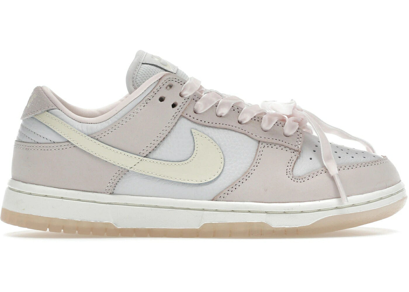 ナイキ ダンク 割り増し金 サクラ色 プラチナム ダンクロー WOMEN\u0027S スニーカー レディース NIKE DUNK LOW PREMIUM LIGHT SOFT PINK (WOMEN\u0027S) / LIGHT SOFT PINK PLATINUM TINT