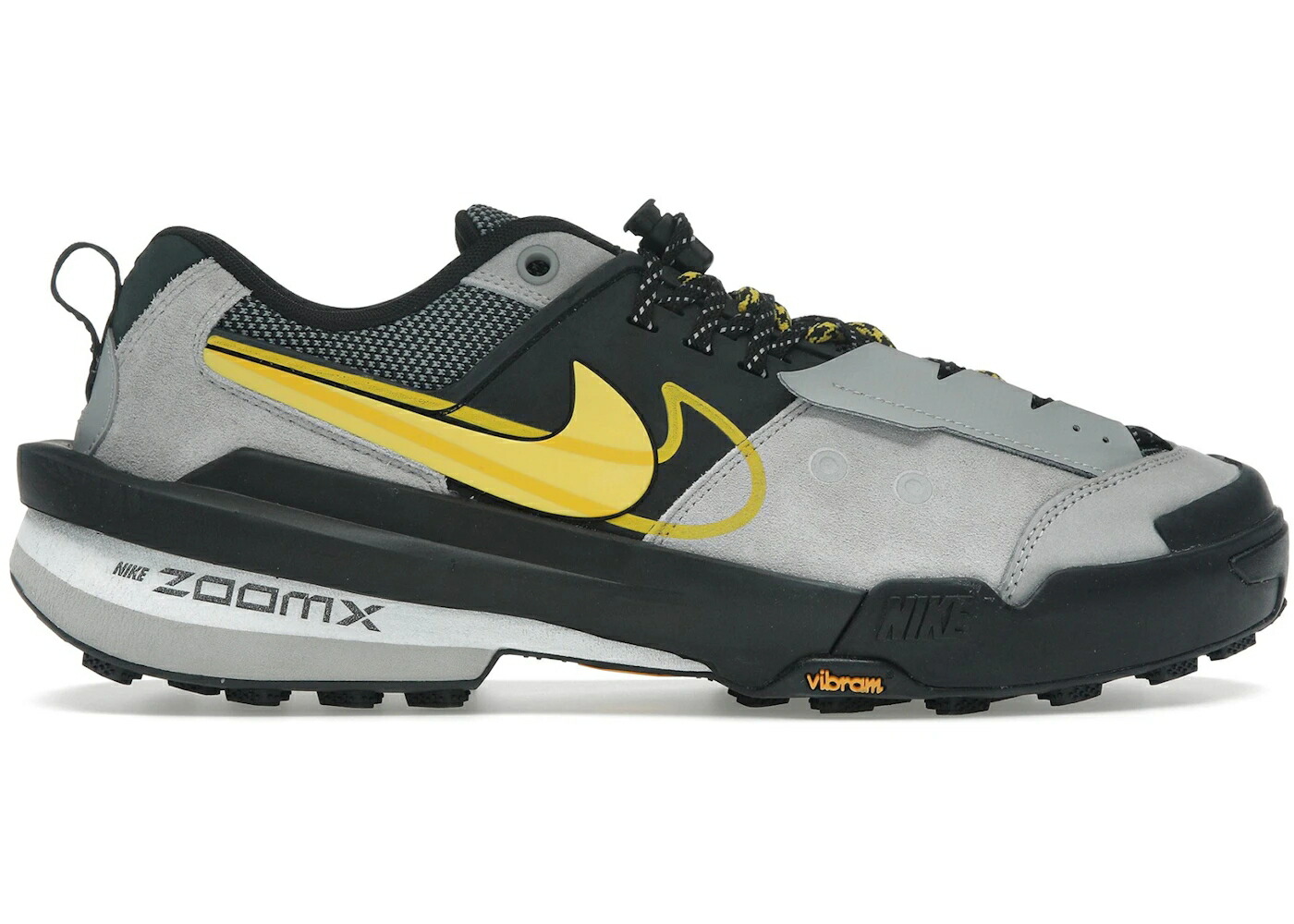 ナイキ しろがね色 しろがね色 黄味がかった 黄色 スニーカー メンズ NIKE ZEGAMADOME SP SACAI MATTE SILVER YELLOW / MATTE SILVER YELLOW