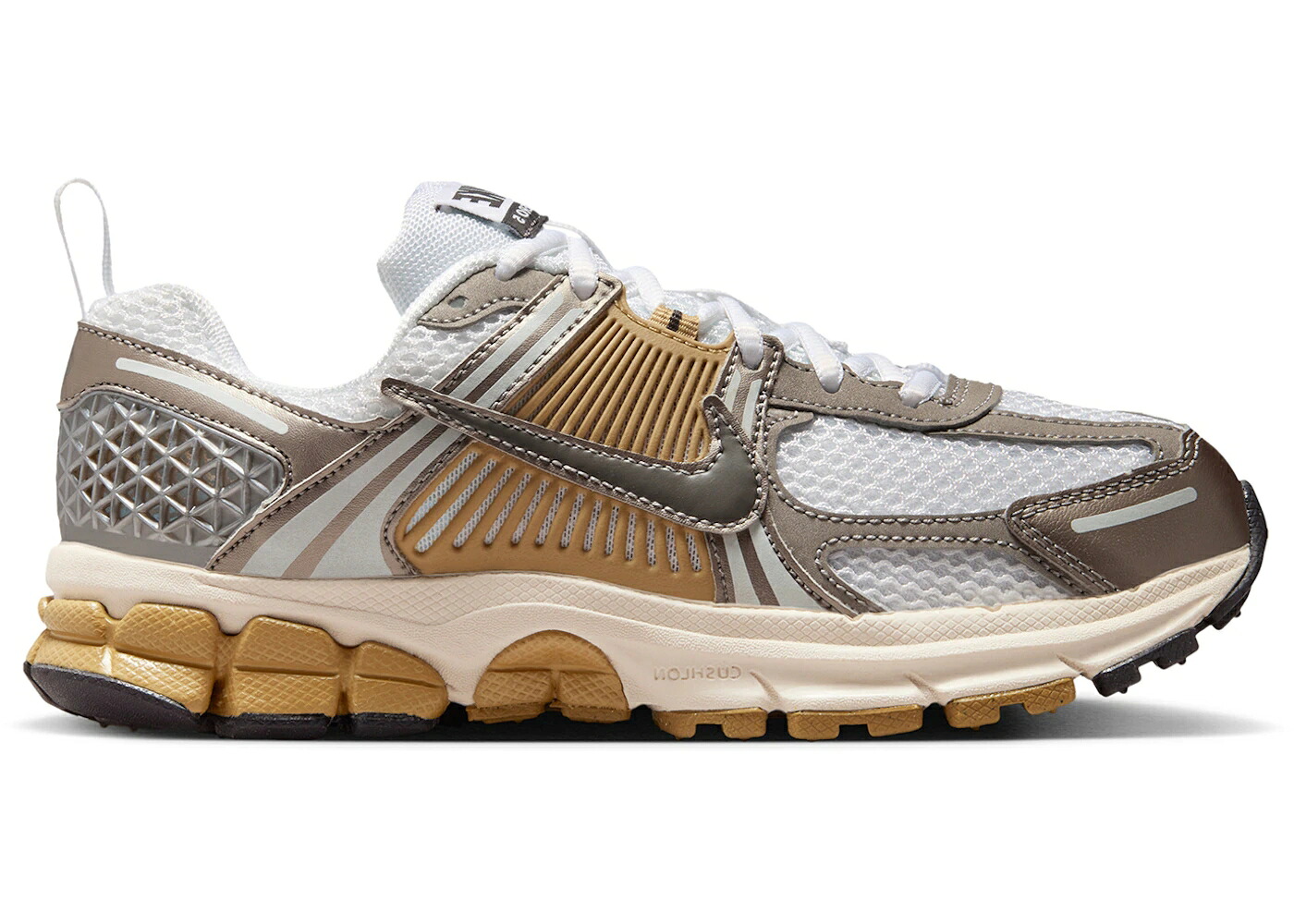ナイキ ベージュ 白いこと 白いこと 御坊っちゃん キッズ NIKE VOMERO 5 METALLIC PEWTER PARACHUTE BEIGE WHITE MEDIUM ASH (GS) / METALLIC PEWTER PARACHUTE BEIGE もの言う花 マタニティ スニーカー
