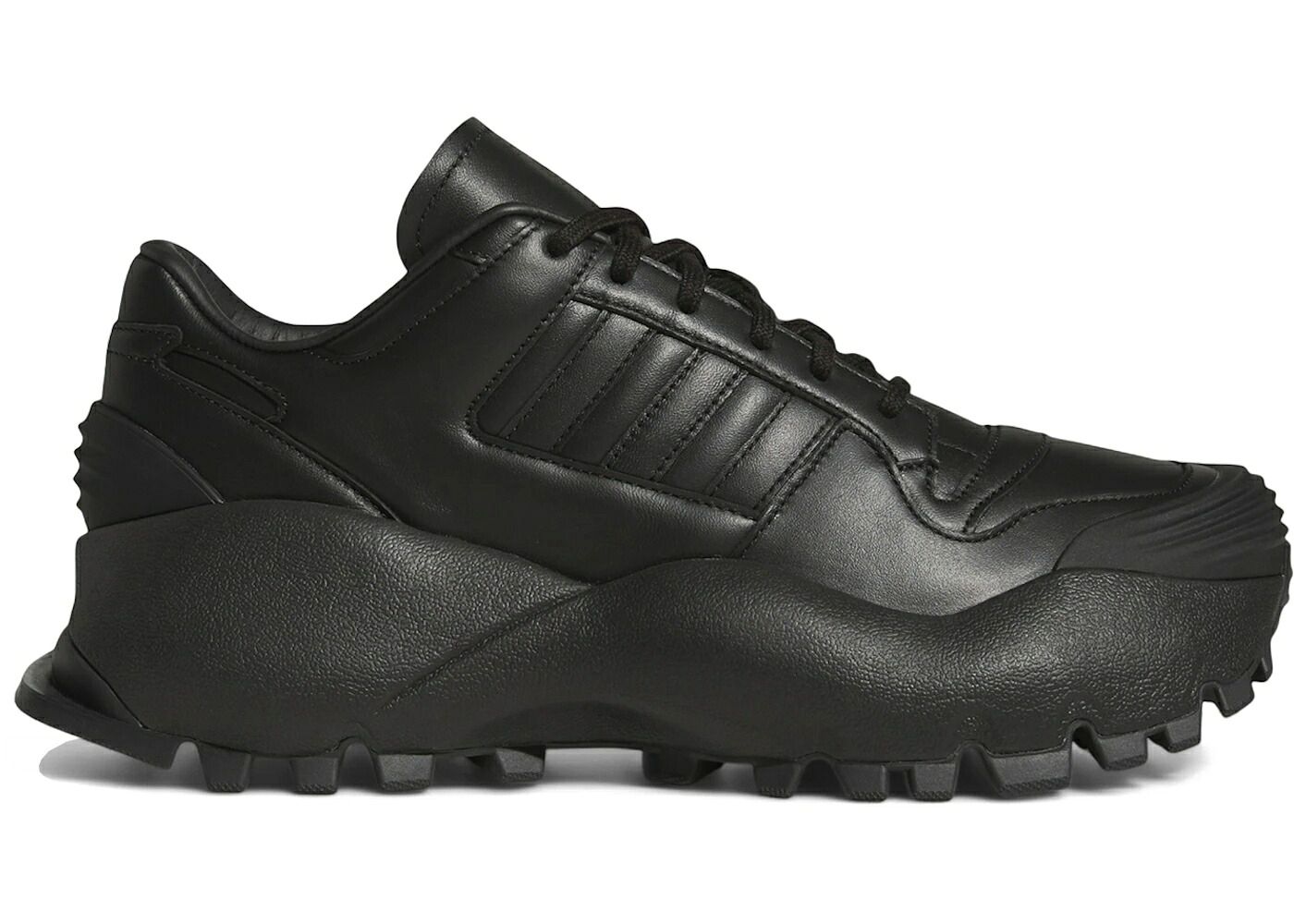 アディダス フォーラム コンバット 靴 スニーカー 黒色 ブラック コア カーボン メンズ ADIDAS FORUM COMBAT SNEAKER WILLY CHAVARRIA BLACK / CORE BLACK CORE BLACK CARBON｜スニケス