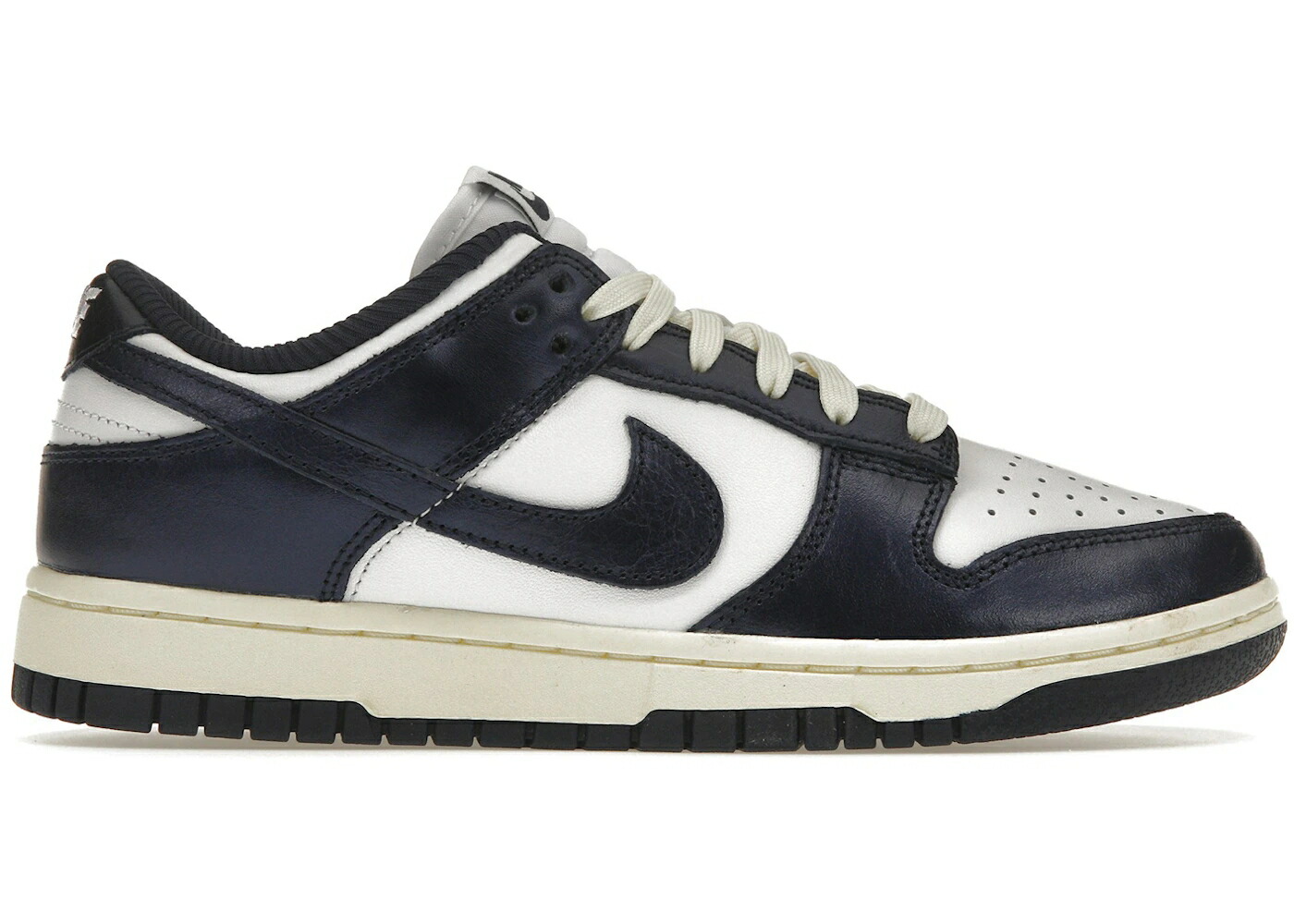 ナイキ ダンク ビンテージ ヴィンテージ 紺色 ネイビー 白色 ホワイト ダンクロー WOMEN スニーカー レディース NIKE DUNK LOW PRM VINTAGE NAVY (WOMEN) / WHITE MIDNIGHT NAVY COCONUT MILK