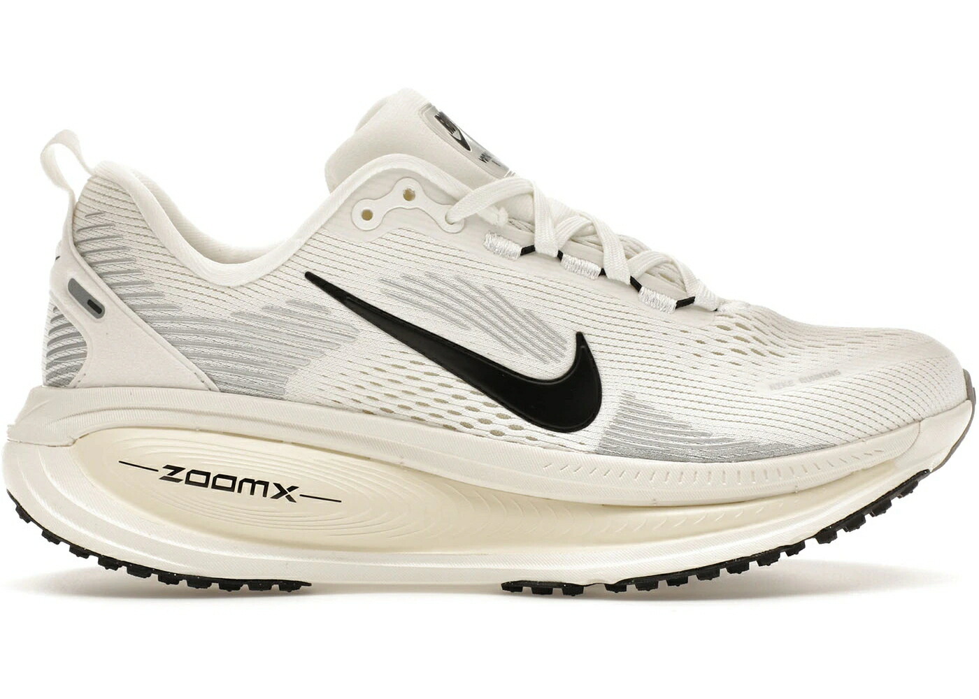 ナイキ 白色 ホワイト WOMEN スニーカー レディース NIKE VOMERO 18 SUMMIT WHITE COCONUT MILK (WOMEN) / SUMMIT WHITE COCONUT MILK