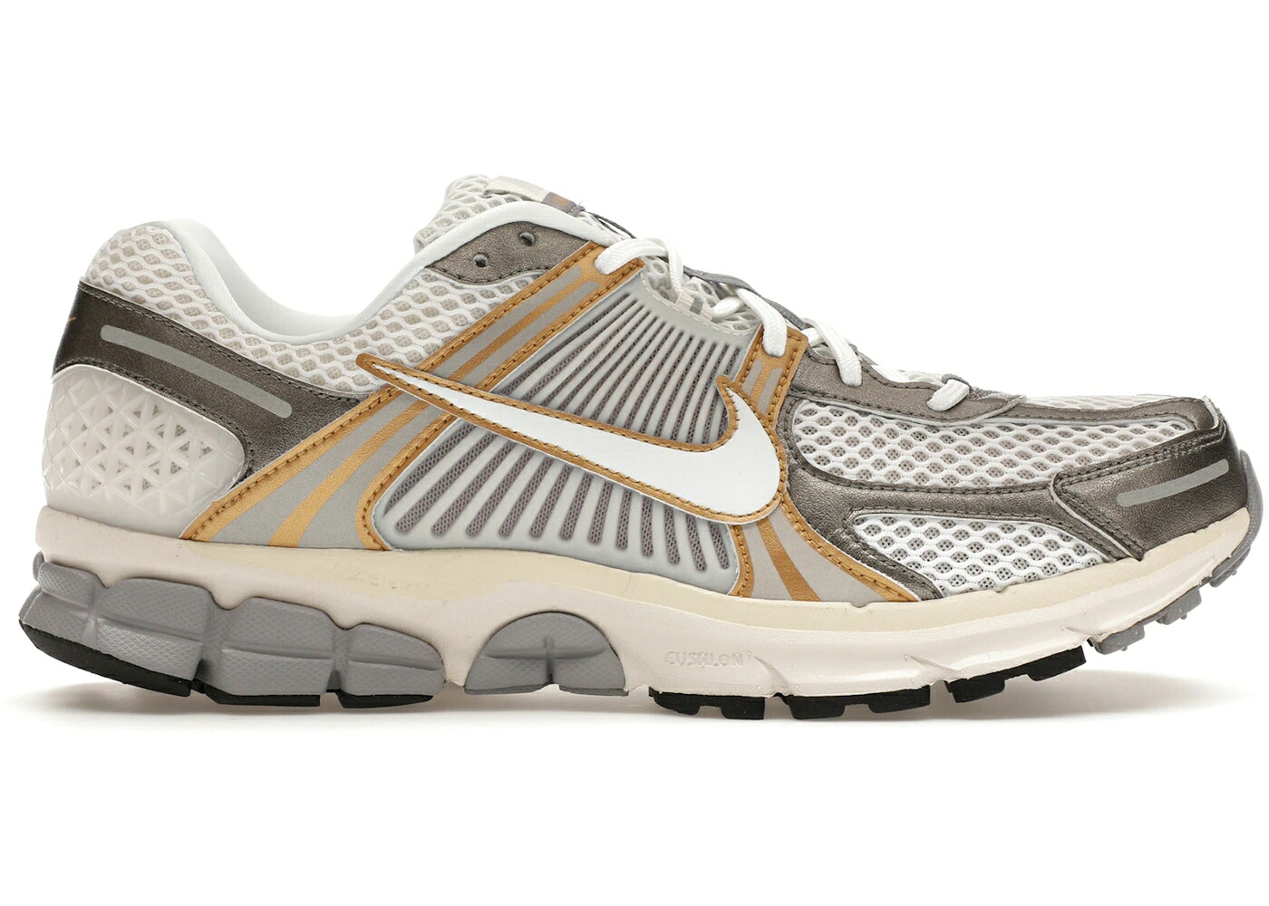ナイキ 望遠レンズ プラチナム ゴールド スニーカー メンズ NIKE ZOOM VOMERO 5 PLATINUM TINT METALLIC GOLD / PLATINUM TINT METALLIC PEWTER