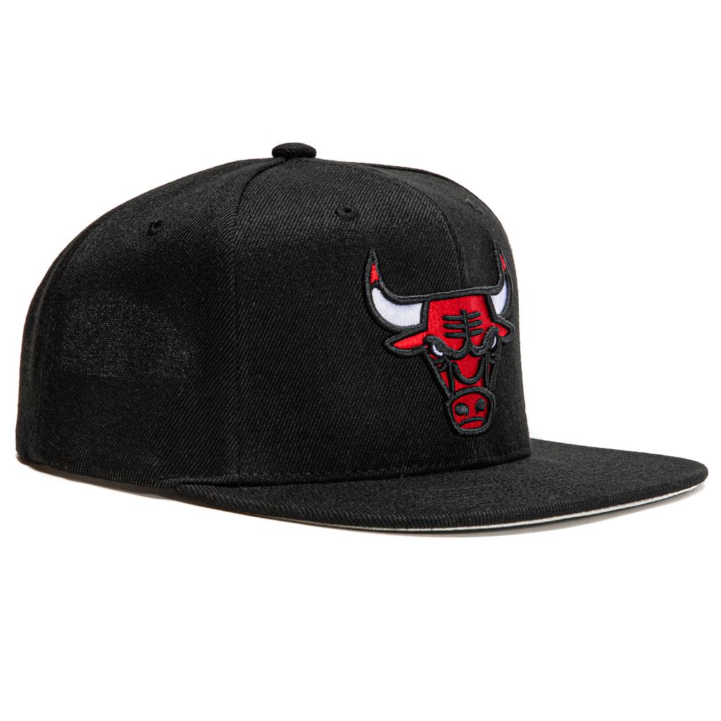 定価 MITCHELL AND NESS シカゴ ブルズ スナップバック バッグ 黒色