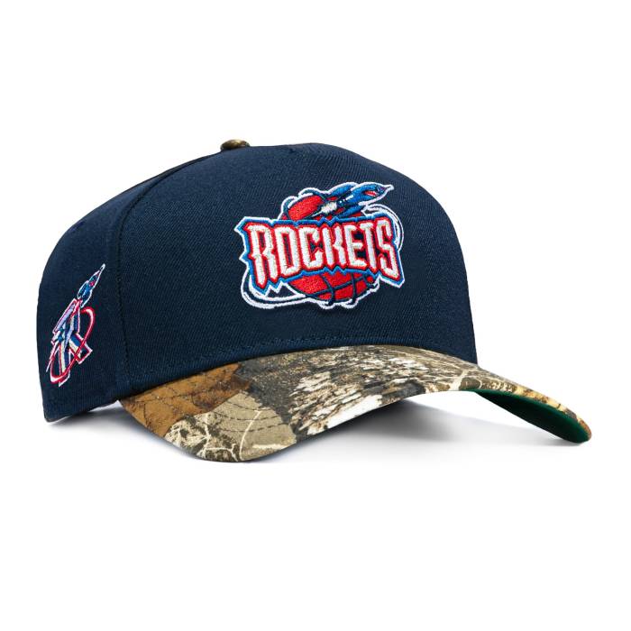 ニューエラ New Era 【 9Forty A-Frame Houston Rockets 1996 Logo Patch Snapback Hat Men Navy / Real Tree Camo 】 ヒューストン ロケッツ ロゴ Snapback スナップバック バッグ メンズ 紺色 ネイビー レアル カモ柄｜スニケス