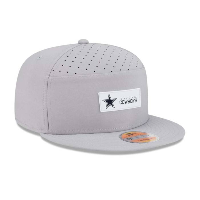 Dallas Cowboys 【 New Era 9Fifty 2025 Sideline Snapback Hat Men Grey 】 サイドライン Snapback スナップバック バッグ メンズ 灰色 グレー|スニケス