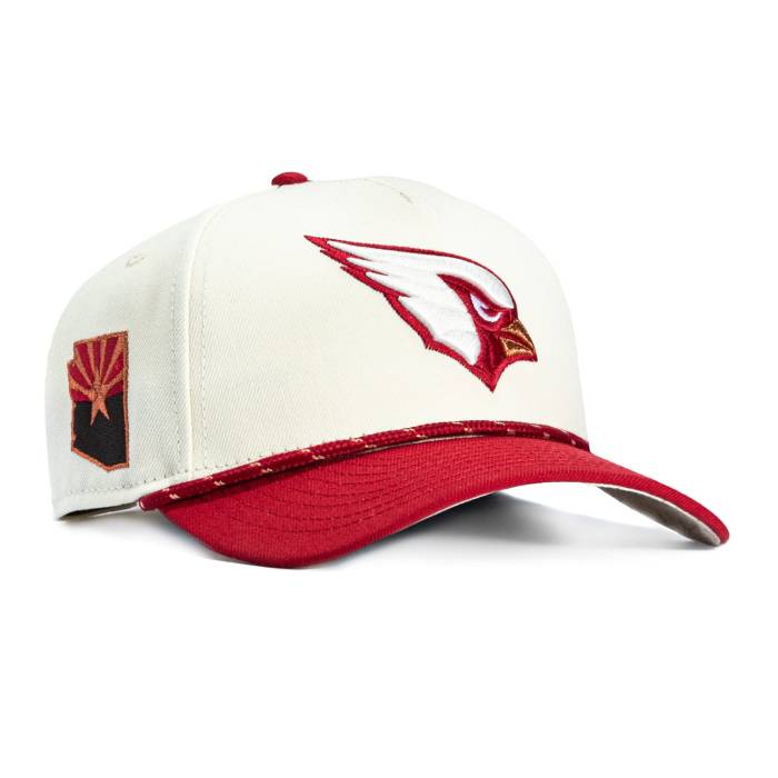 ニューエラ New Era 【 9Forty M-Crown 2025 Nfl Rivalries Arizona Cardinals State Logo Patch Snapback Hat Men Stone / Red 】 NFL アリゾナ カージナルス State スケートボード ロゴ Snapback スナップバック バッグ メンズ Red｜スニケス