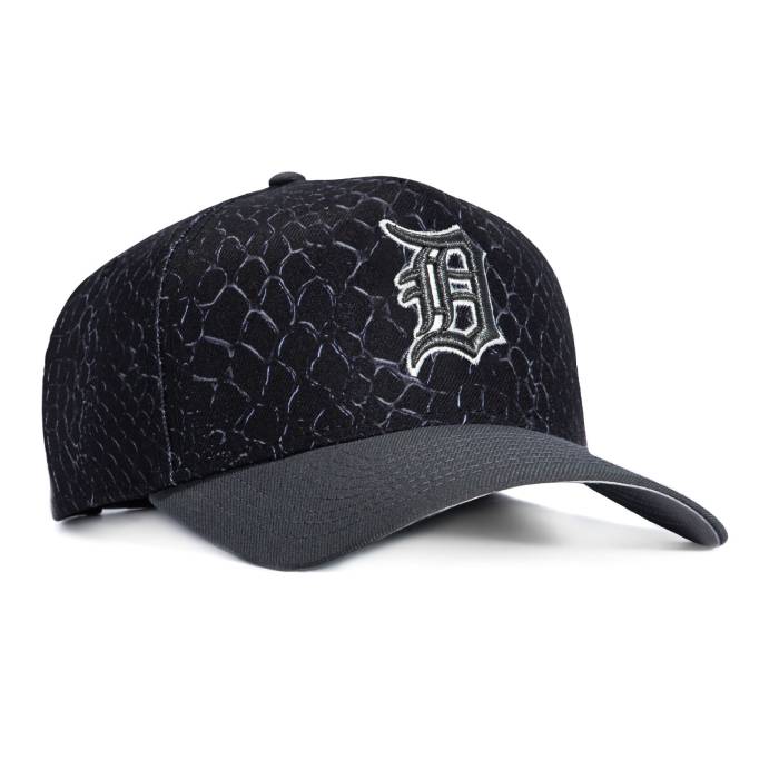 ニューエラ New Era 【 9Forty A-Frame Snake Skin Detroit Tigers Snapback Hat Men Black / Graphite 】 デトロイト タイガース Snapback スナップバック バッグ メンズ 黒色 ブラック｜スニケス
