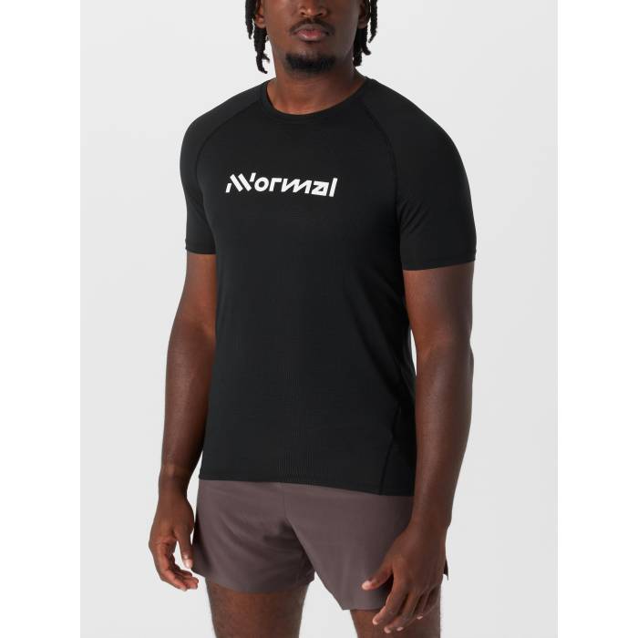 【★百貨店SALE★6/11十二時2時迄】Nnormal 【 Men\u0027s Race T-Shirt Men Black 】 メンズ プルオーバー メンズ 黒いこと 黒いこと