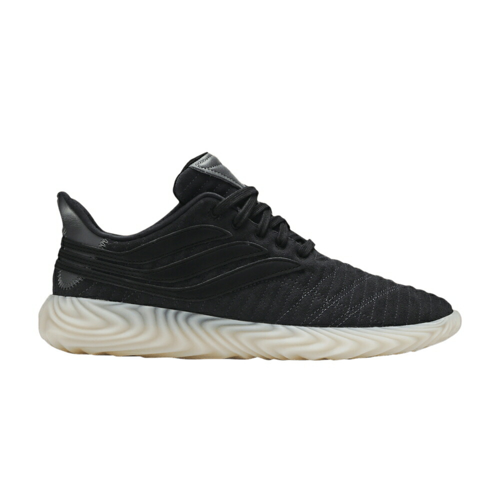 アディダス カーボン コア 黒色 ブラック 白色 ホワイト 'CARBON' スニーカー メンズ ADIDAS SOBAKOV / CARBON CORE BLACK CLOUD WHITE
