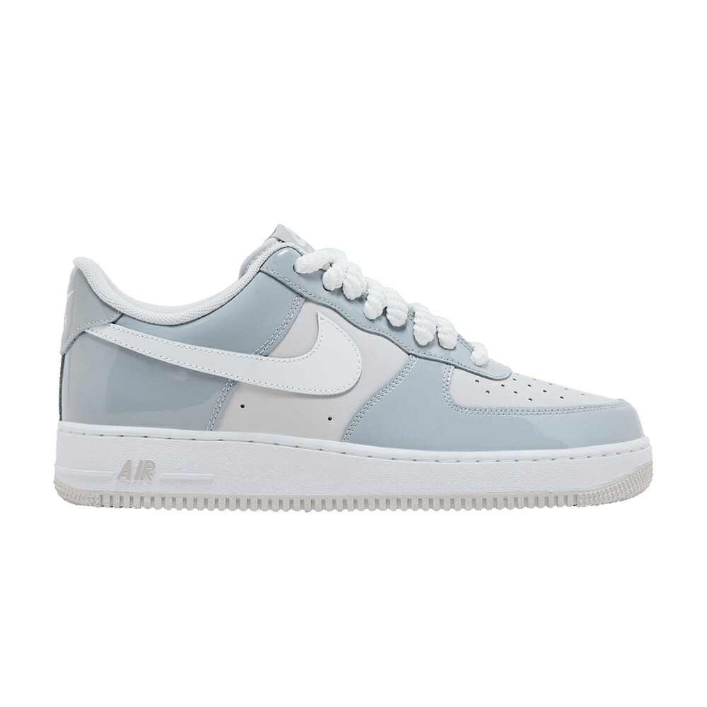 ナイキ 灰色 グレー 白色 ホワイト エアフォース '07 'WOLF PATENT' スニーカー メンズ NIKE AIR FORCE 1 LV8 GREY / WOLF GREY WHITE VAST GREY｜スニケス