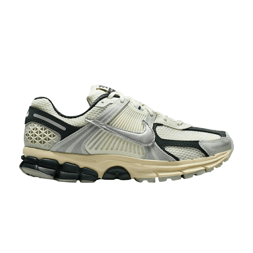 ナイキ ズーム 銀色 シルバー 'LIGHT SEAWEED' スニーカー レディース NIKE WMNS AIR ZOOM VOMERO 5 SILVER / SAIL LIGHT SILVER SEAWEED｜スニケス