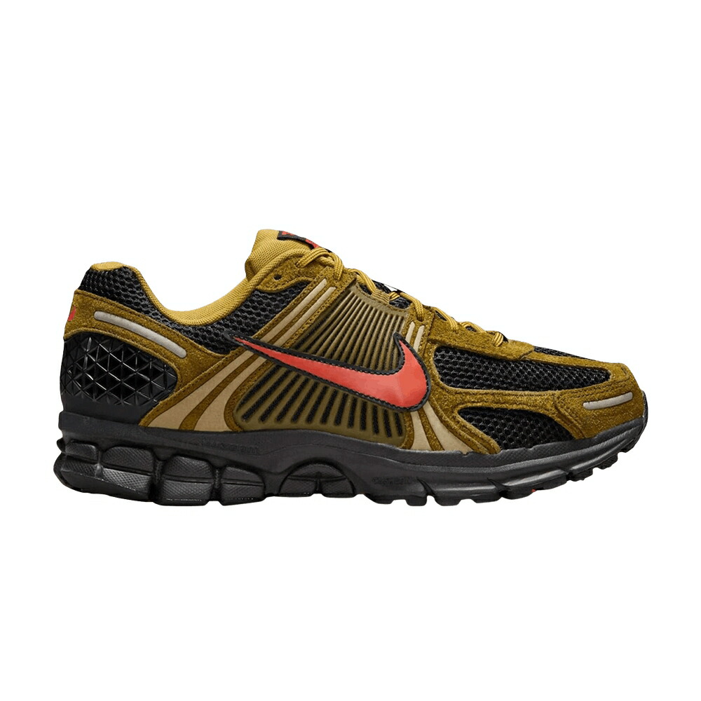 ナイキ 望遠レンズ オリーブ 黒いこと 黒いこと \u0027OLIVE RED\u0027 スニーカー メンズ NIKE AIR ZOOM VOMERO 5 PICANTE / OLIVE FLAK BLACK QUANTUM MOSS 靴-スニーカー