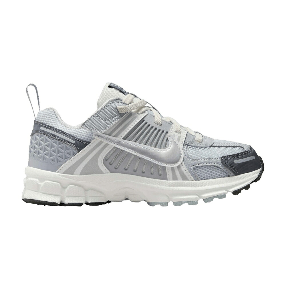 ナイキ プラチナム ピュア 銀色 シルバー 'PURE SILVER' ジュニア キッズ NIKE VOMERO 5 PS PLATINUM METALLIC / PURE PLATINUM METALLIC SILVER ベビー マタニティ スニーカー