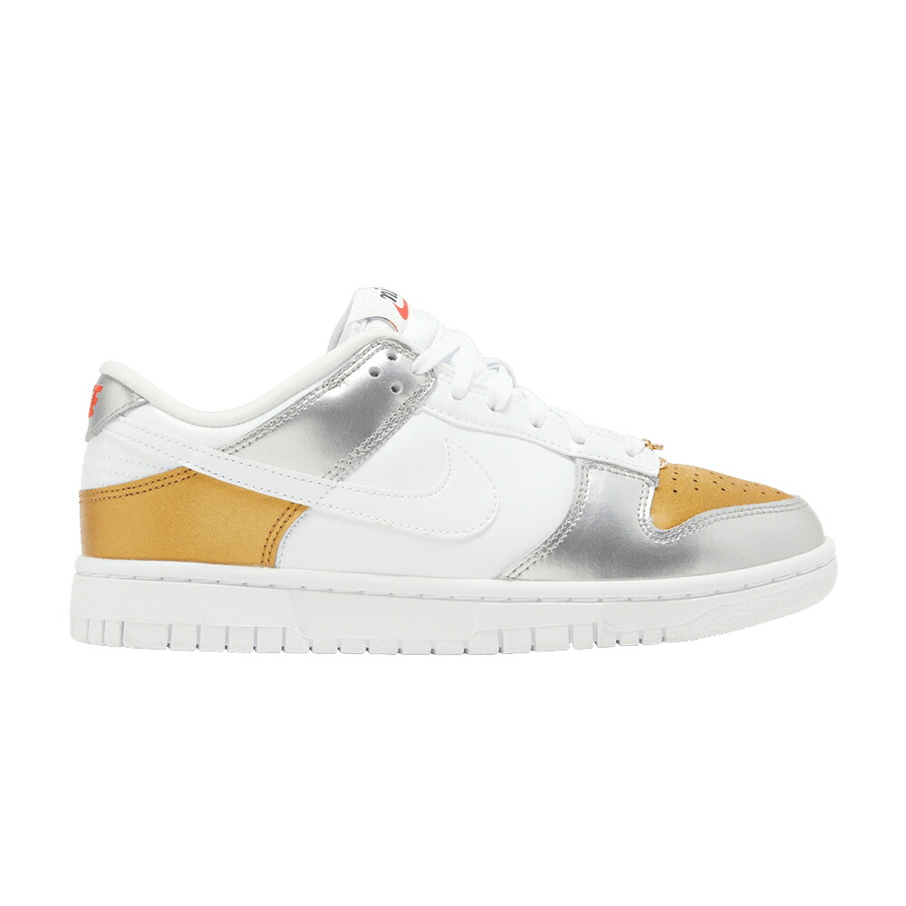 ナイキ ダンク ゴールド 白いこと 白いこと ダンクロー \u0027SILVER METALLIC\u0027 スニーカー レディース NIKE WMNS DUNK LOW SE GOLD / WHITE METALLIC GOLD METALLIC