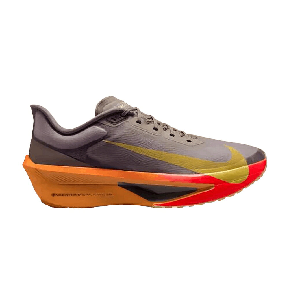 ナイキ 望遠レンズ カーキ モナーク 望遠レンズ飛球 \u0027RUNNING POETS\u0027 スニーカー メンズ NIKE ZOOM FLY 6 / DESERT KHAKI MONARCH BRIGHT