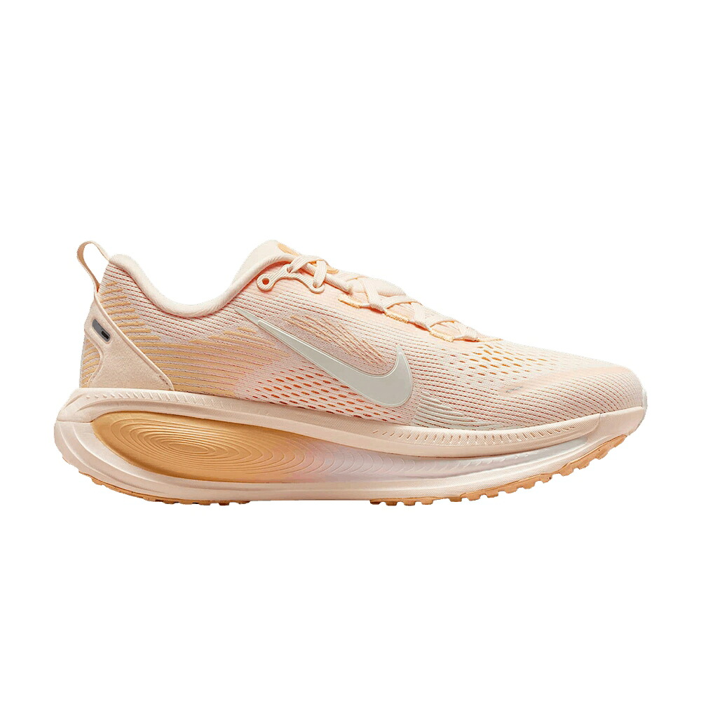 ナイキ 橙 オレンジ色 \u0027GUAVA CHALK\u0027 スニーカー レディース NIKE WMNS VOMERO 18 ICE ORANGE / GUAVA ICE ORANGE CHALK SAIL