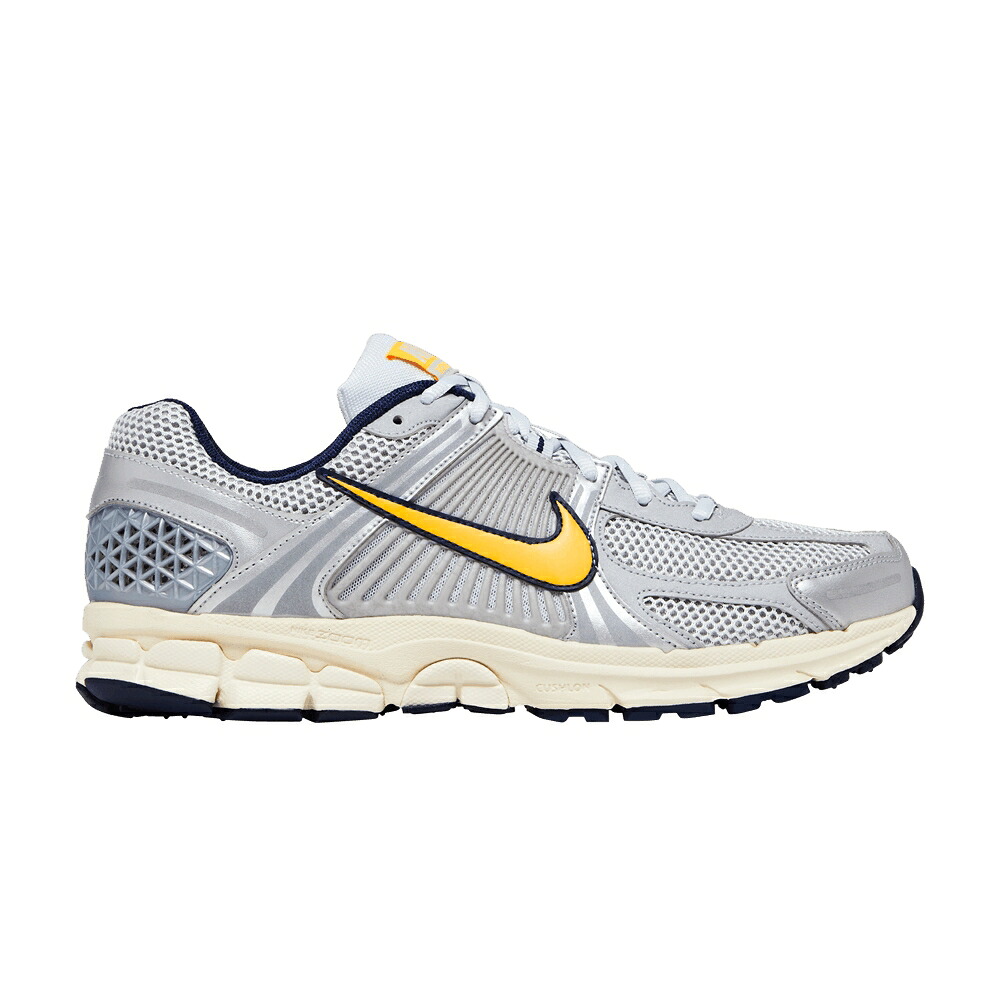 ナイキ 望遠レンズ レーザ 純然たる プラチナム 橙 オレンジ色 \u0027PLATINUM ORANGE\u0027 スニーカー メンズ NIKE AIR ZOOM VOMERO 5 LASER / PURE PLATINUM LASER ORANGE