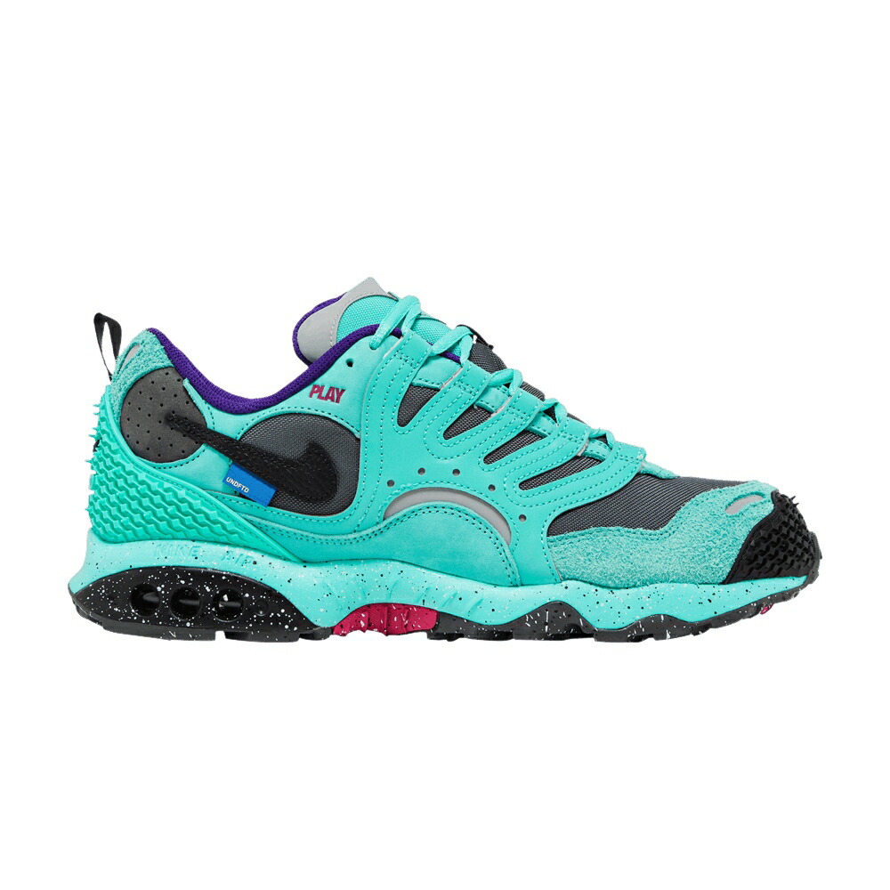ナイキ アンディフィーテッド 黒色 ブラック 灰色 グレー 'LIGHT MENTA' スニーカー メンズ NIKE UNDEFEATED X AIR TERRA HUMARA / LIGHT MENTA BLACK IRON GREY
