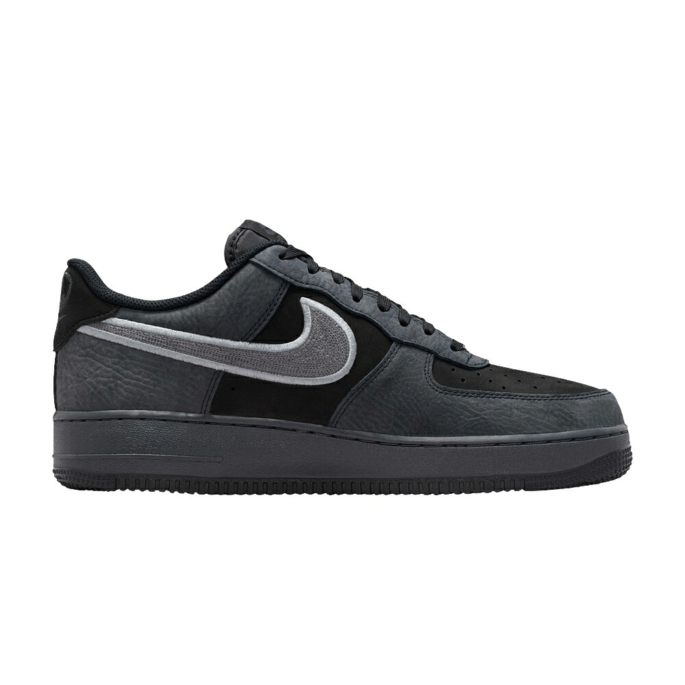 ナイキ 黒色 ブラック 灰色 グレー エアフォース \'07 \'BLACK SMOKE\' スニーカー メンズ NIKE AIR FORCE 1 LV8 DARK / BLACK DK SMOKE GREY SMOKE GREY｜スニケス