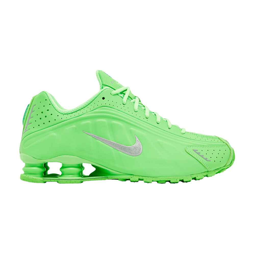 ナイキ ショックス 緑 グリーン ストライク 銀色 シルバー 'GREEN STRIKE' スニーカー レディース NIKE WMNS SHOX R4 / GREEN STRIKE METALLIC SILVER|スニケス