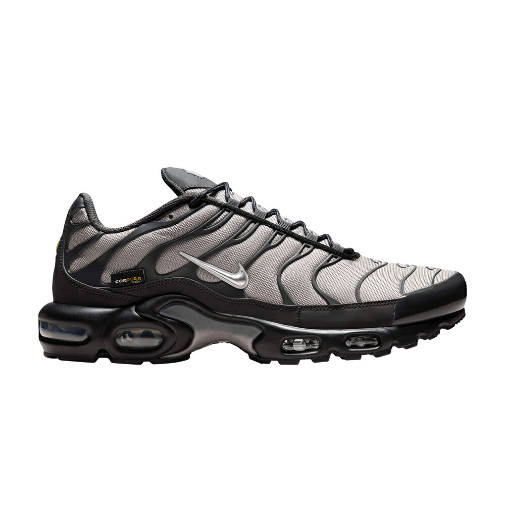 ナイキ マックス 薄墨色 薄墨色 単科大学 エアマックスプラス \u0027CORDURA GREY\u0027 スニーカー メンズ NIKE AIR MAX PLUS PACK - DARK SMOKE / DARK SMOKE GREY COLLEGE GREY