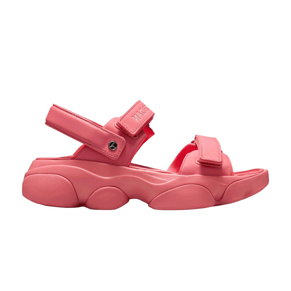ナイキ サクラ色 しろがね色 しろがね色 エアジョーダン \u0027PINK SALT\u0027 スニーカー レディース AIR JORDAN AIR JORDAN WMNS DEJA SANDAL / PINK SALT METALLIC SILVER