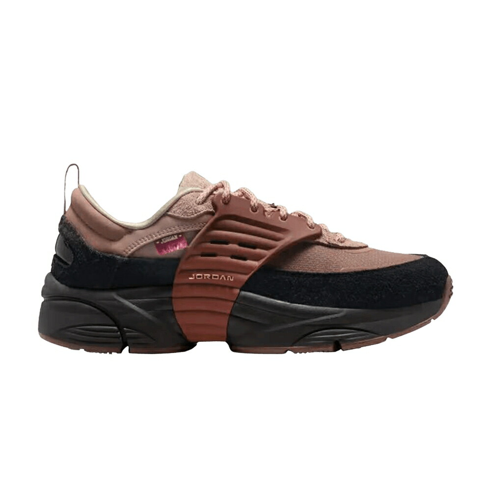 ナイキ 茶色 ブラウン 黒色 ブラック エアジョーダン YEAR HORSE スニーカー メンズ AIR JORDAN AIR JORDAN TRUNNER O/S OF THE / MINK BROWN BLACK DUSTY PEACH