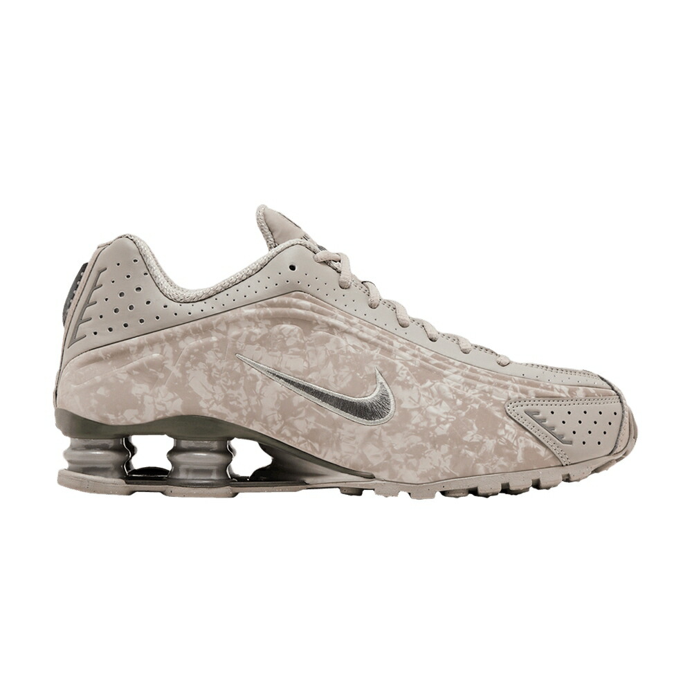 ナイキ ショックス カレッジ 灰色 グレー FLAT FLORAL スニーカー レディース NIKE WMNS SHOX R4 PEWTER / COLLEGE GREY FLAT PEWTER