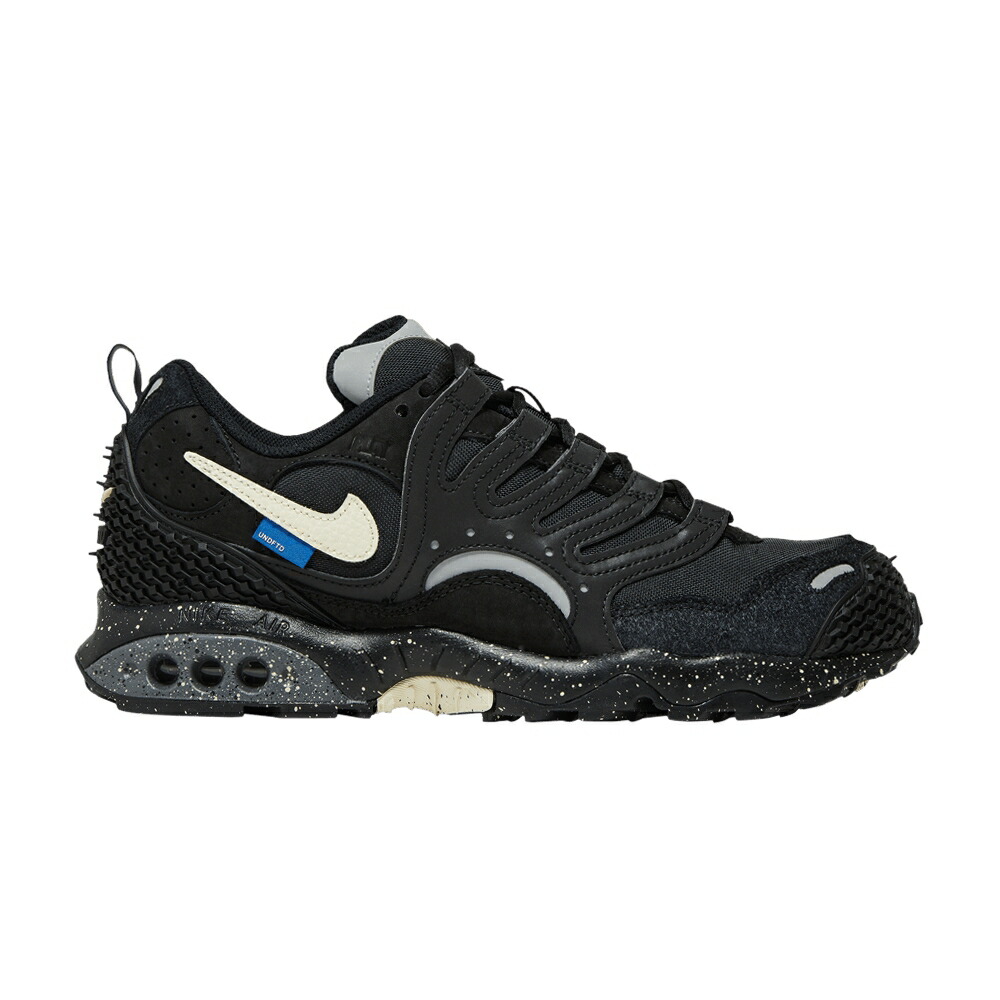 ナイキ アンディフィーテッド 黒色 ブラック BLACK スニーカー メンズ NIKE UNDEFEATED X AIR TERRA HUMARA / BLACK COCONUT MILK BLACK