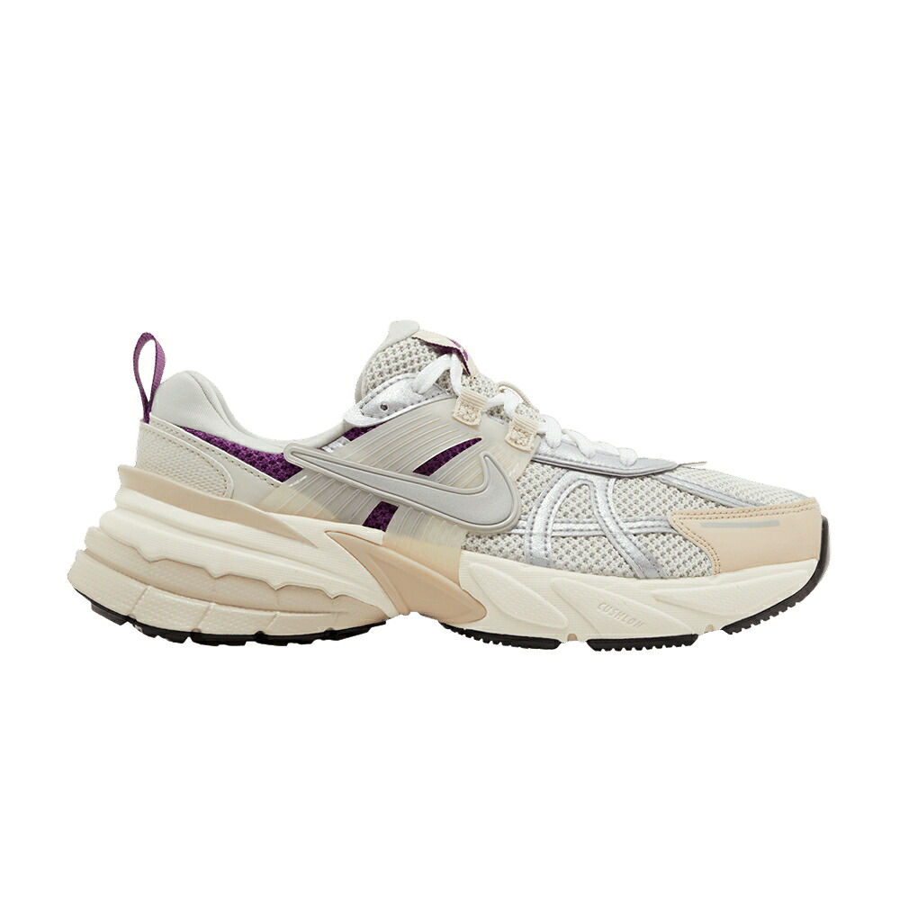 ナイキ 幽客 割り増し金 \u0027LIGHT VIOTECH\u0027 スニーカー レディース NIKE WMNS V2K RUN PREMIUM BONE / LIGHT BONE SANDDRIFT VIOTECH
