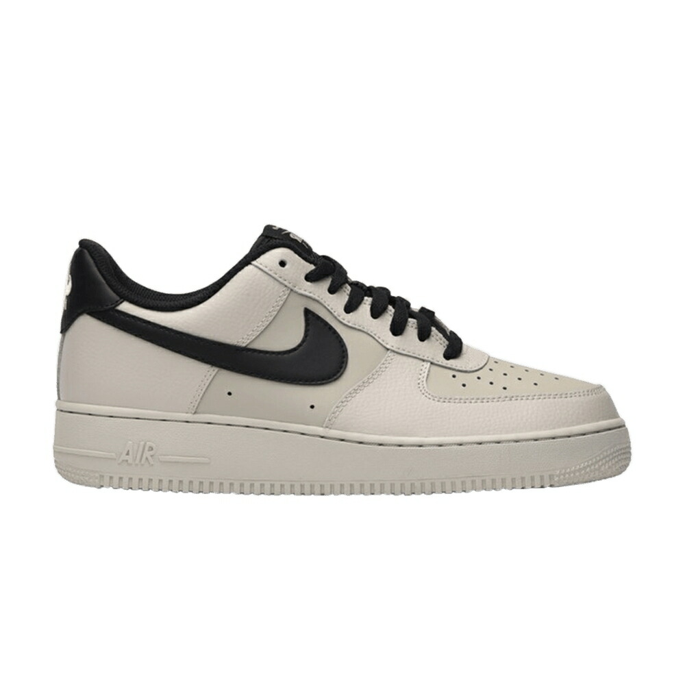 ナイキ 灰色 グレー 黒色 ブラック エアフォース PALE GREY スニーカー メンズ NIKE AIR FORCE 1 07 / PALE GREY BLACK