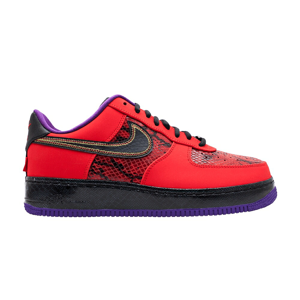 ナイキ 赤 赤いこと 黒いこと 黒いこと 空軍 \u0027YEAR SNAKE\u0027 スニーカー メンズ NIKE AIR FORCE 1 NG CMFT LW OF THE / UNIVERSITY RED BLACK CRT PRPL