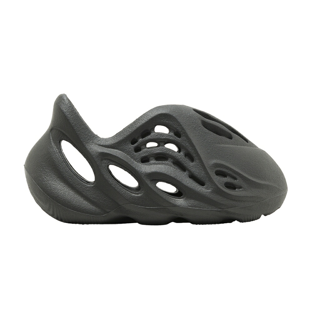 アディダス カーボン 'CARBON' スニーカー メンズ ADIDAS YEEZY FOAM RUNNER INFANTS / CARBON CARBON CARBON｜スニケス