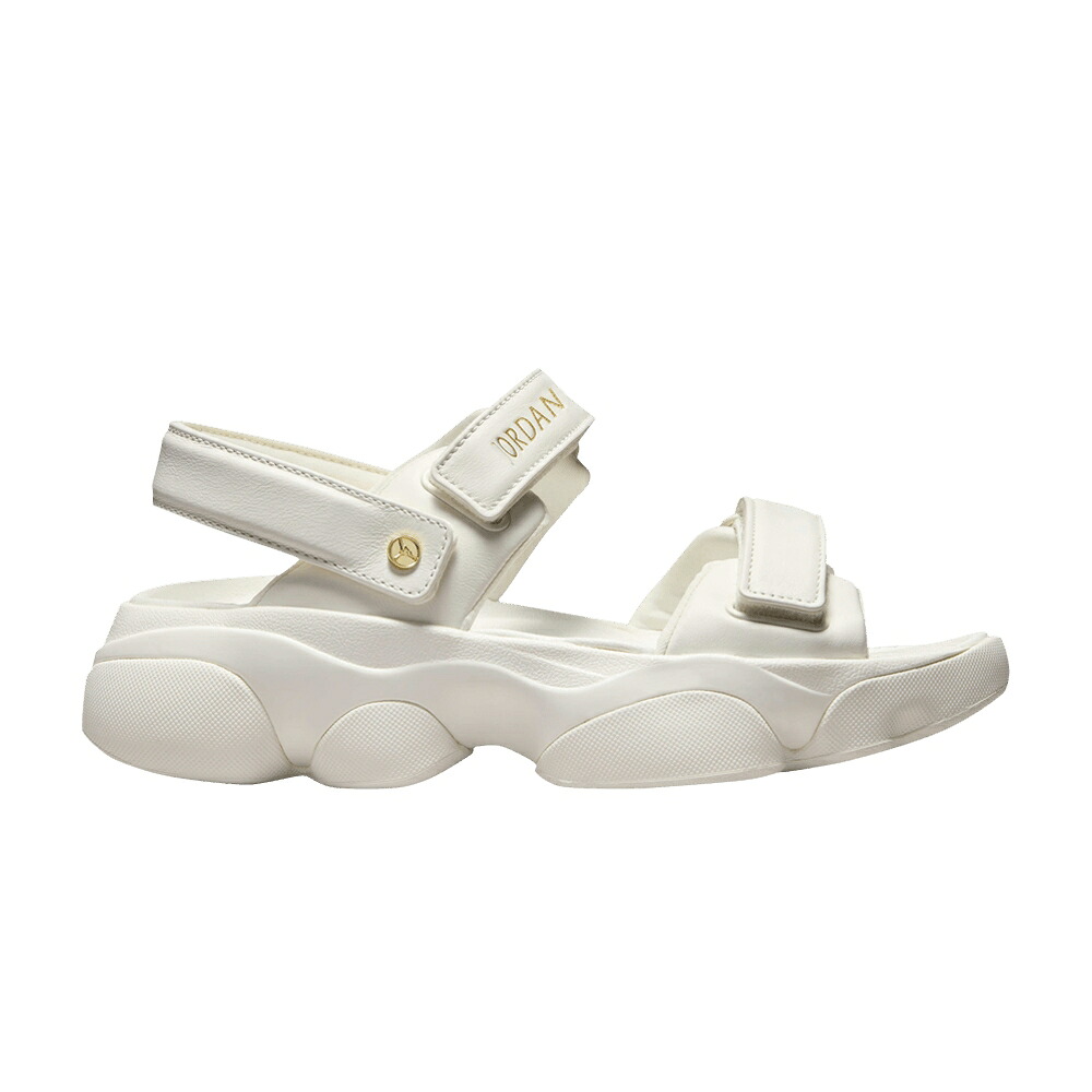 ナイキ ゴールド エアジョーダン \u0027SAIL GOLD\u0027 スニーカー レディース AIR JORDAN AIR JORDAN WMNS DEJA SANDAL METALLIC / SAIL METALLIC GOLD