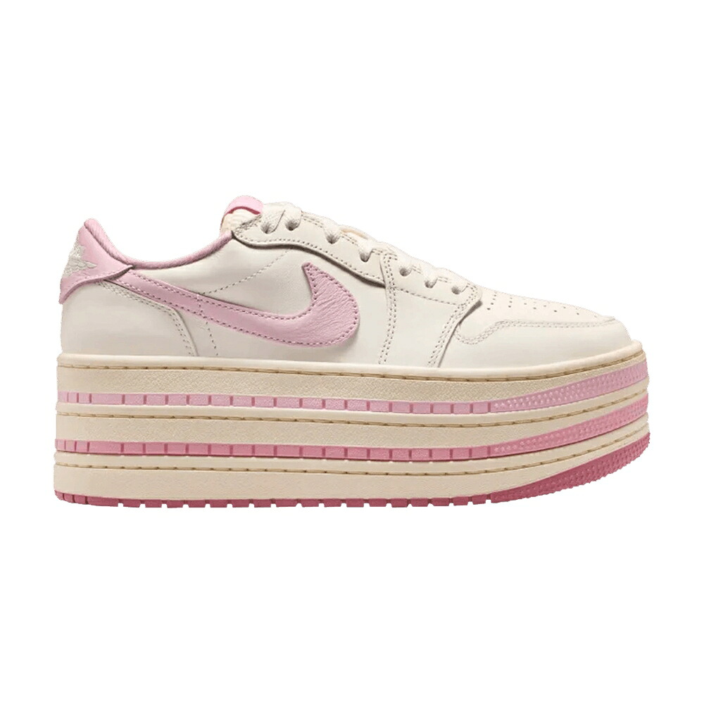 ナイキ 象牙色 エアジョーダン \u0027TRIPLE IVORY\u0027 スニーカー レディース AIR JORDAN WMNS AIR JORDAN 1 STACK - PALE / PALE IVORY ICED CARMINE MUSLIN スニーカー-靴-レディース靴