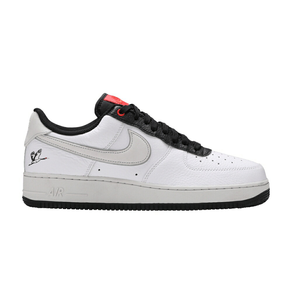 ナイキ 白いこと 白いこと 黒いこと 黒いこと 空軍 \u002707 \u0027CRANE\u0027 スニーカー メンズ NIKE AIR FORCE 1 LX / WHITE PHOTON DUST BLACK CHILE