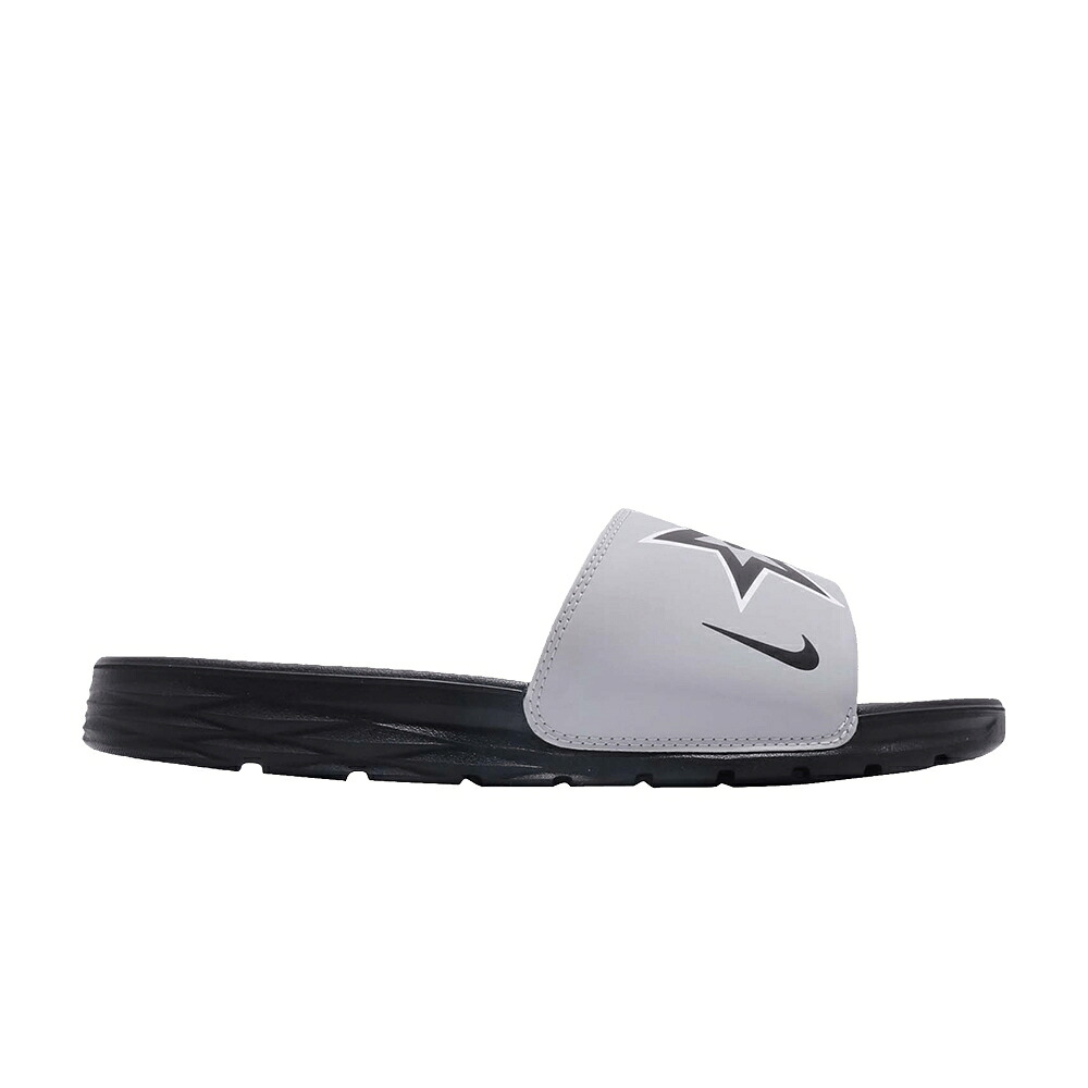 ナイキ ベナッシ サンダル 銀色 シルバー 白色 ホワイト 黒色 ブラック 'SPURS' スニーカー メンズ NIKE NBA X BENASSI SOLARSOFT / FLT SILVER WHITE BLACK｜スニケス