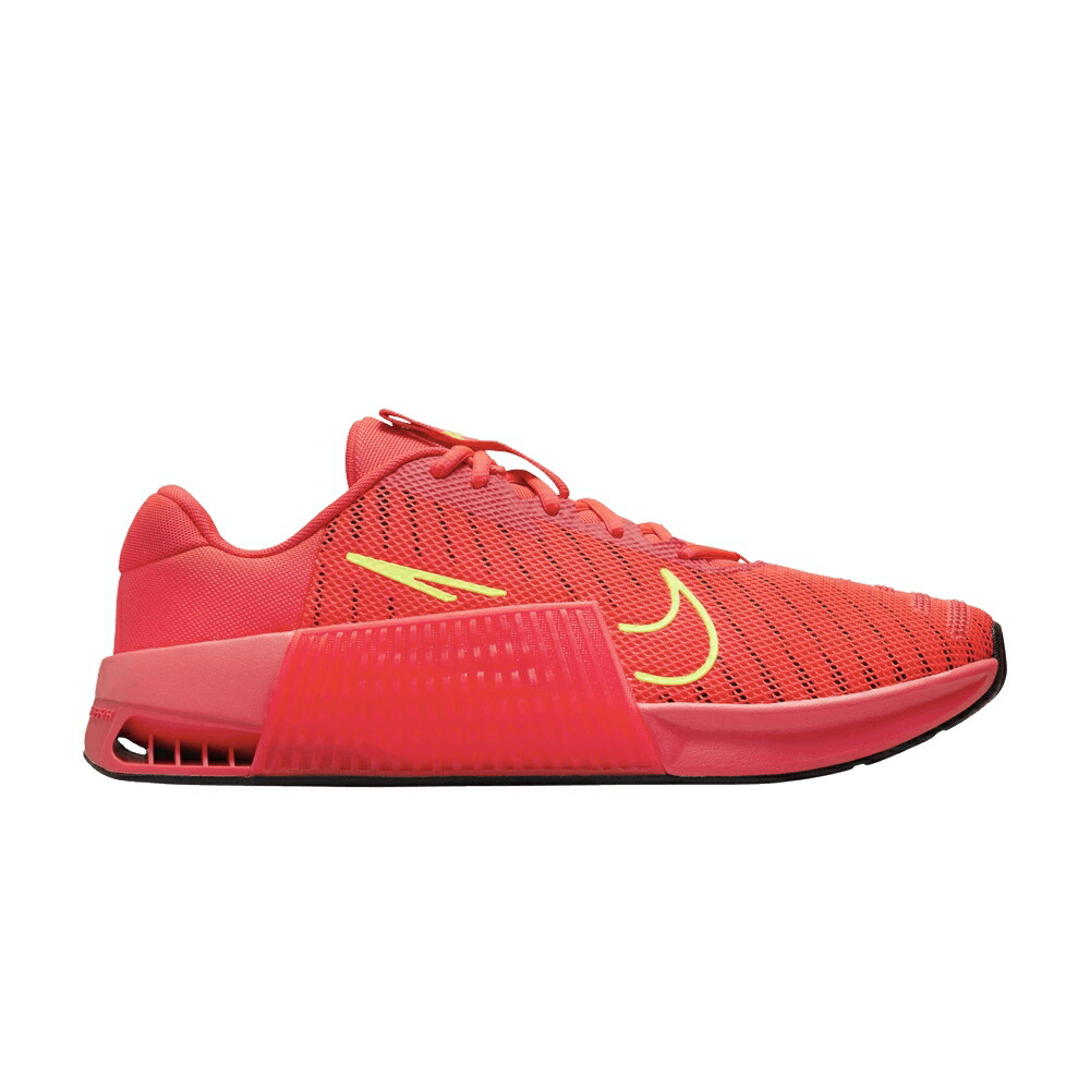 ナイキ クリムゾン 黒いこと 黒いこと \u0027BRIGHT VOLT\u0027 スニーカー メンズ NIKE METCON 9 CRIMSON / BRIGHT CRIMSON BLACK VOLT
