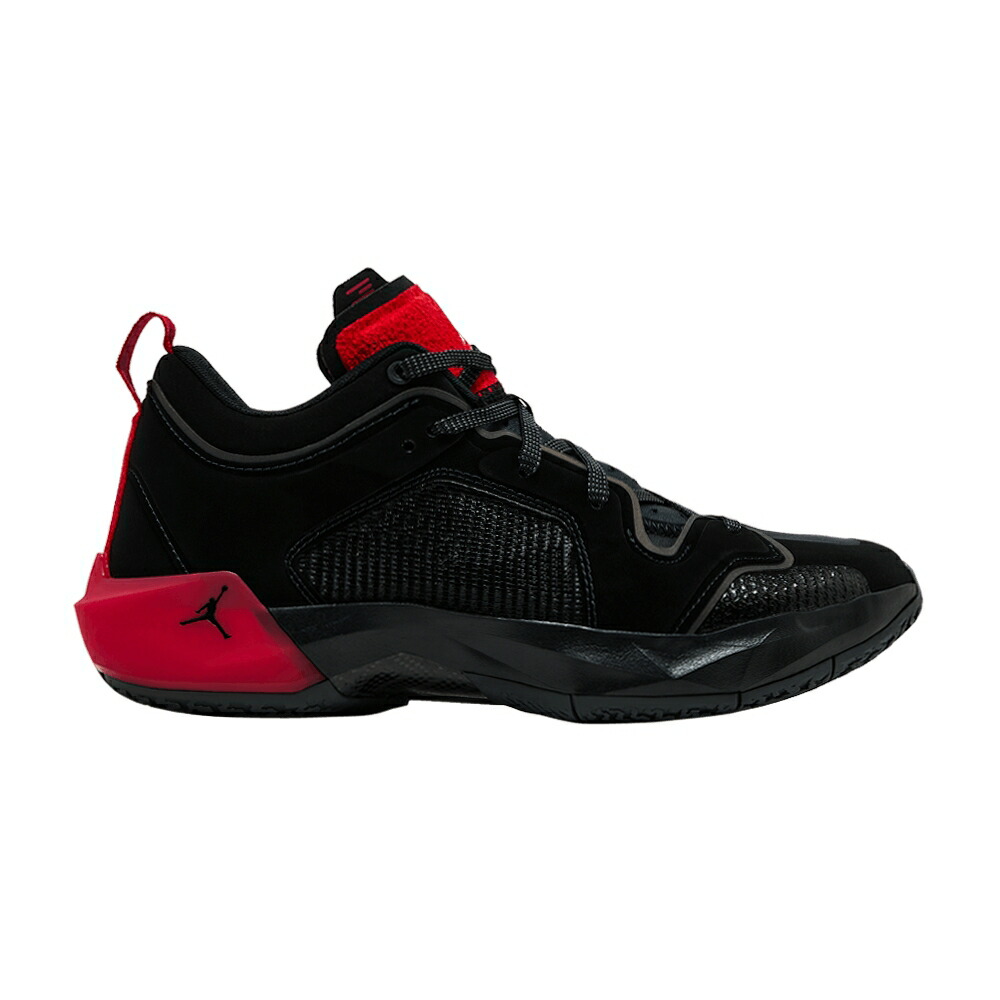 ナイキ 黒色 ブラック ゴールド エアジョーダン TUNT スニーカー メンズ AIR JORDAN AIR JORDAN 37 LOW / BLACK METALLIC GOLD UNIVERSITY